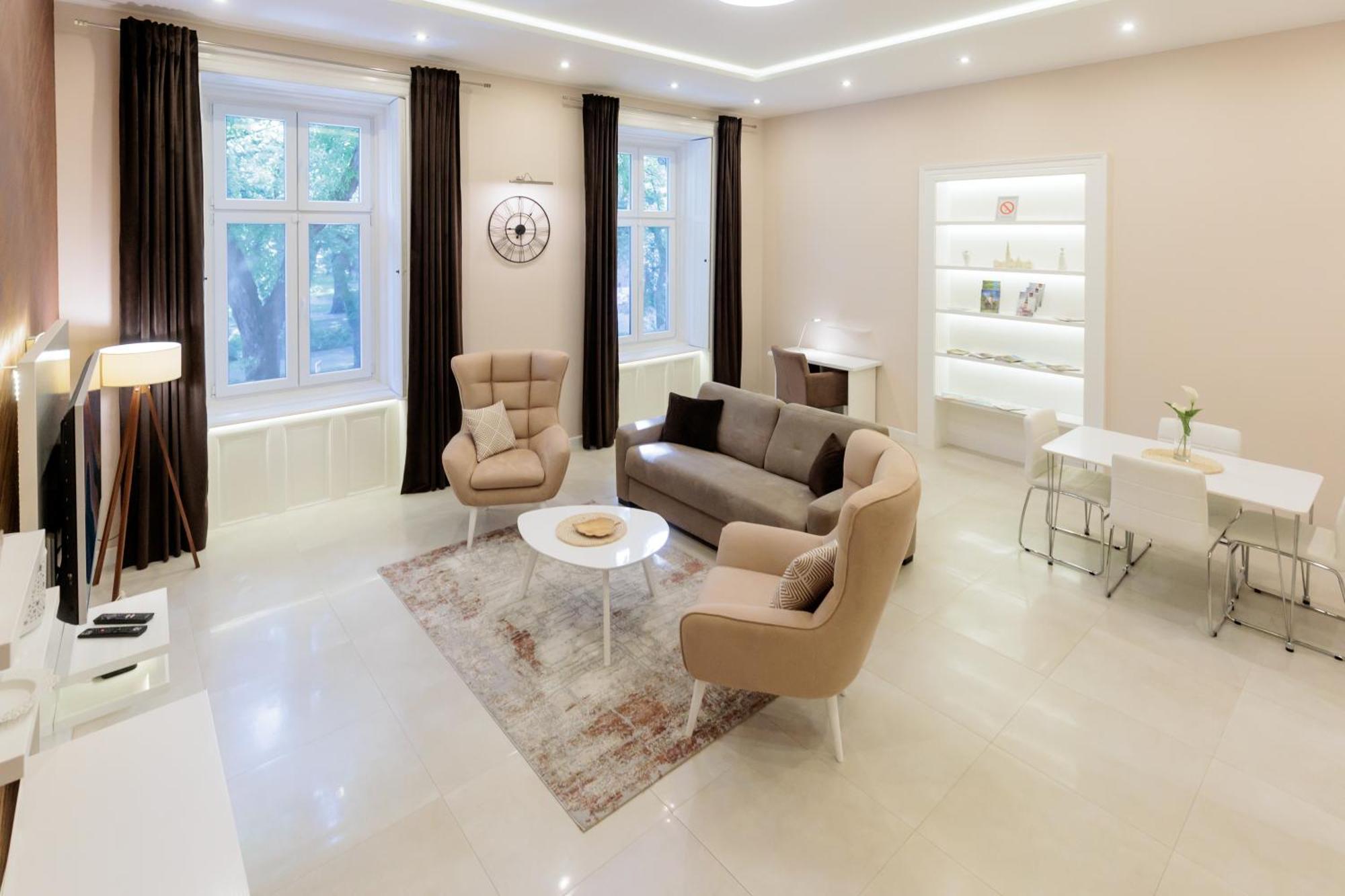Apartman Mirakul Σουμπότικα Εξωτερικό φωτογραφία